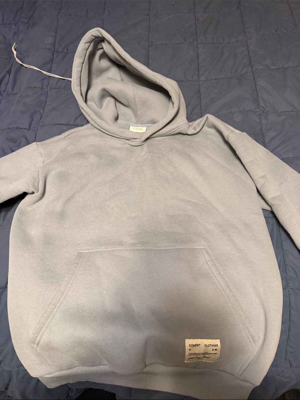 Men's Light Gray Pullover Hoodie with Kangaroo Pocket